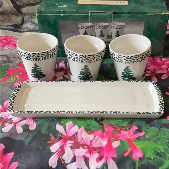 Earthenware Christmas planters - Picture 2 of 6